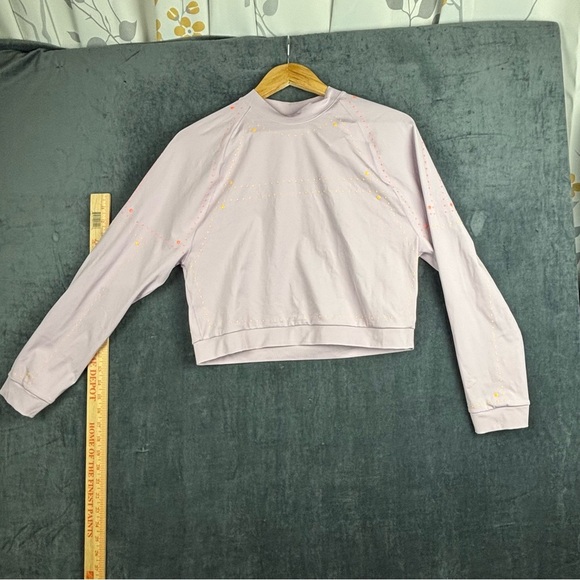 Nike Dri-FIT Lavender long sleeve top with neon studding sz L - Picture 3 of 13